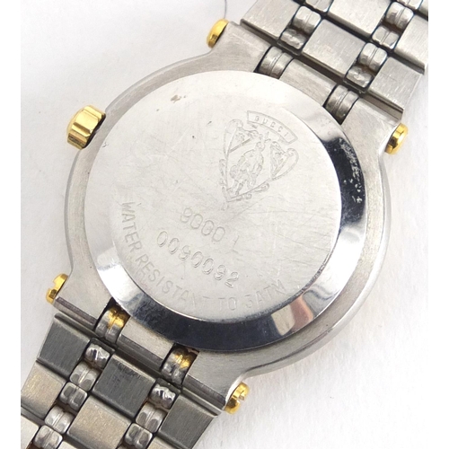 829 - Ladies Gucci stainless steel wristwatch, numbered 900L 0090092 to the back