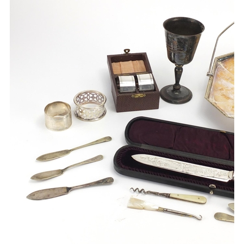 252 - Silver plated items including fish servers with fitted box, napkin rings and a basket with swing han... 