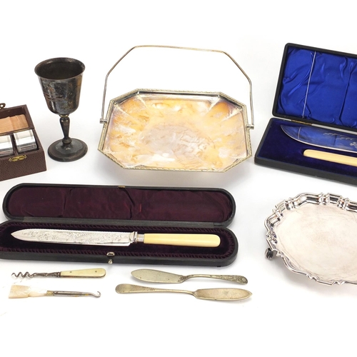 252 - Silver plated items including fish servers with fitted box, napkin rings and a basket with swing han... 