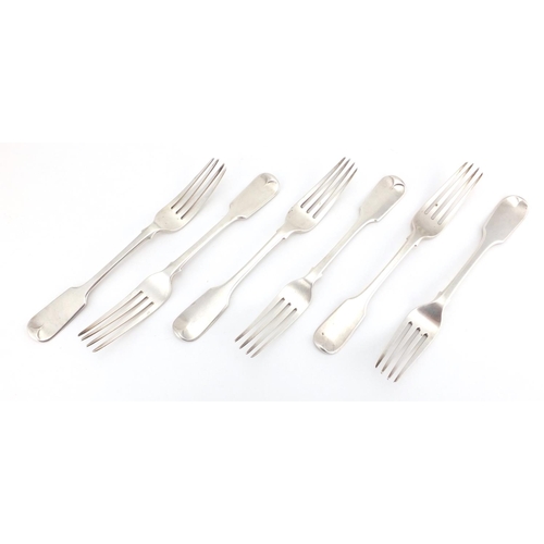 667 - Matched set of six Georgian silver table forks, R.B London 1833 and R.L H.L C.L London 1834, 21cm in... 