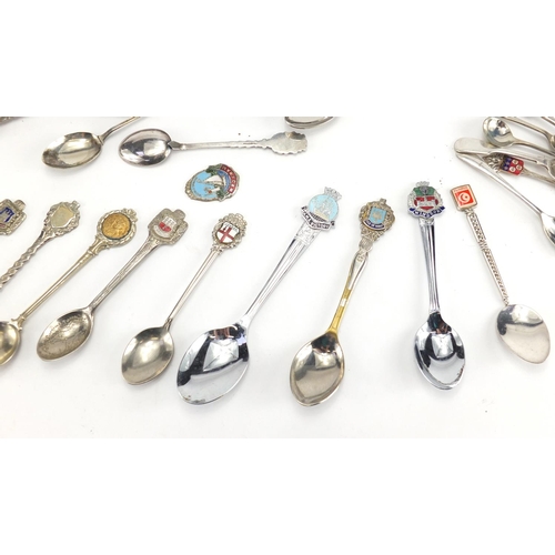 533 - Mostly silver plated flatware including souvenir spoons