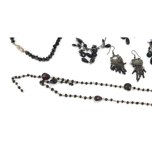 774 - Vintage jewellery including jet necklaces and earrings