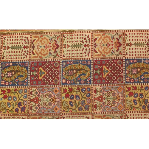 2015 - Rectangular Indian Garden design rug with corresponding boarders, 240cm x 170cm