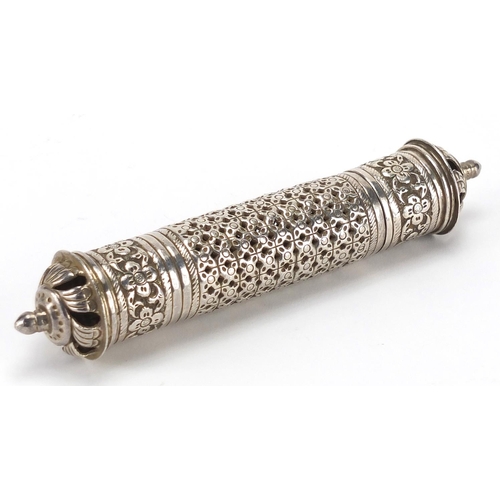 468 - Islamic 900 grade silver Quran holder, embossed with flower heads, 19cm wide, approximate weight 162... 