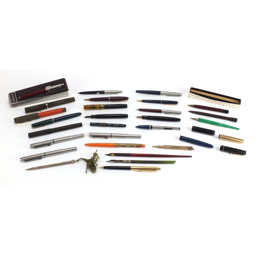 75 - Mostly vintage fountain pens and propelling pencils including Sheaffer, Conwy Stewart, Eversharp, Pa... 