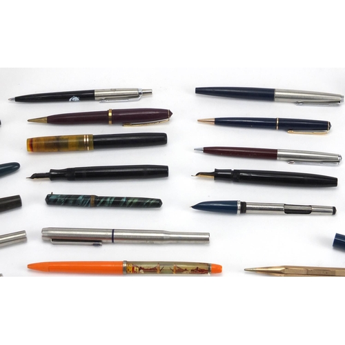 75 - Mostly vintage fountain pens and propelling pencils including Sheaffer, Conwy Stewart, Eversharp, Pa... 