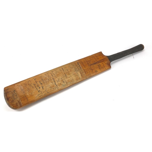 167 - 1920's wooden cricket bat with Leicestershire and Warwickshire ink signatures, including Chesney All... 