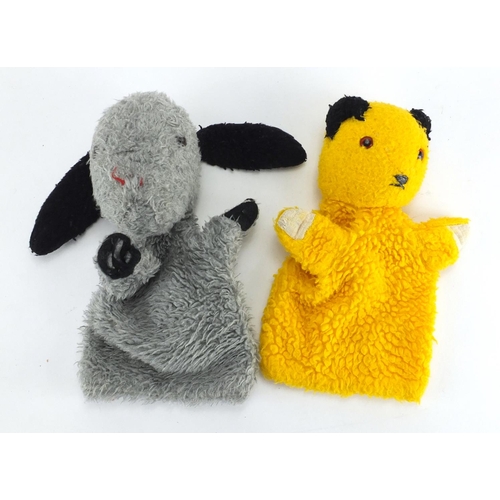 554 - Vintage Sooty and Sweep glove puppets