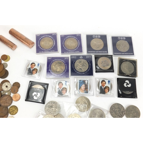 413 - Large selection of World coinage, Commemorative crowns and some banknotes