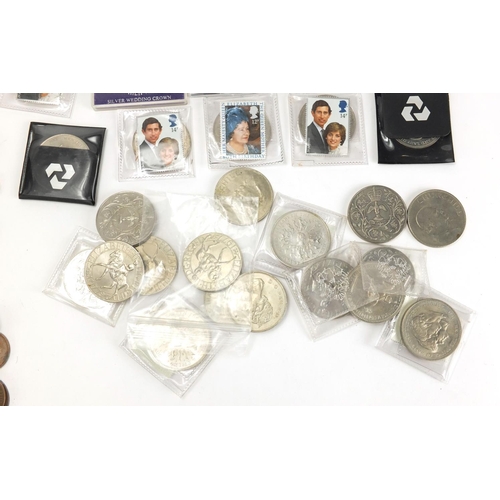 413 - Large selection of World coinage, Commemorative crowns and some banknotes