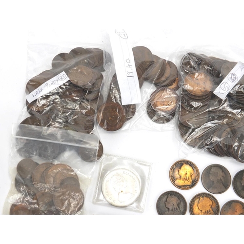 632 - Tin of British pre decimal coins and Commemorative crowns, mostly pennies and half pennies