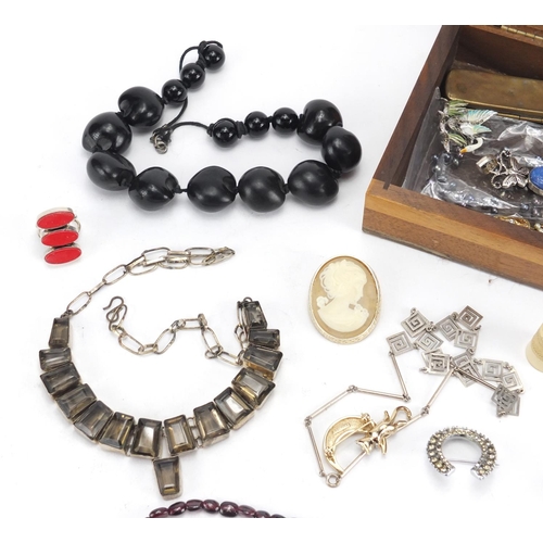 374 - Vintage and later jewellery including silver  necklaces, earrings and brooches