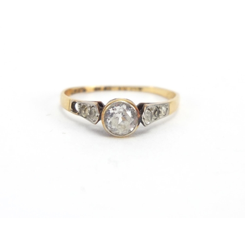 332 - 18ct gold clear stone ring, size K, approximate weight 1.3g