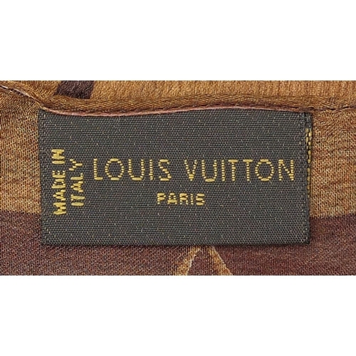 Sold at Auction: Louis Vuitton, Louis Vuitton Paris Designer Scarf