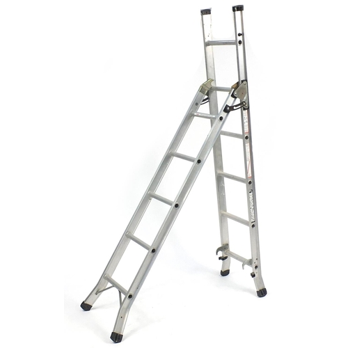 123 - Aluminium step ladder