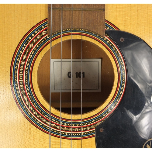 288 - Wooden acoustic guitar