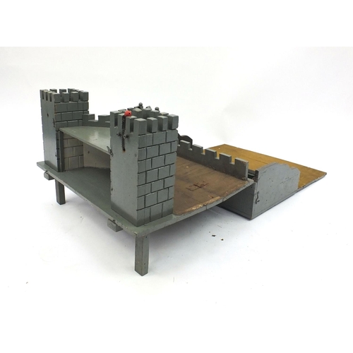 571 - Vintage folding wooden model fort, 40cm long