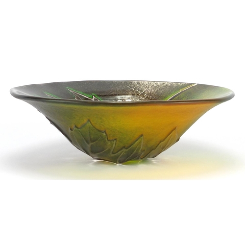 924 - Cameo Art glass bowl, moulded in relief with a Maple leaf, indistinctly signed, 17.5cm in diameter