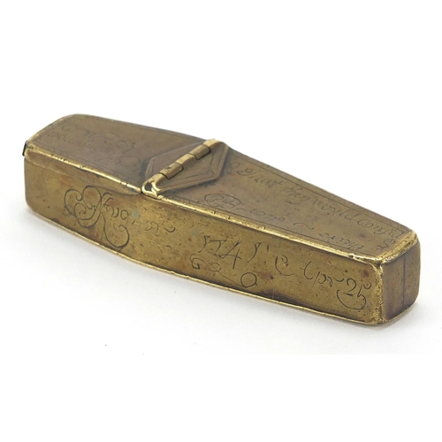 31 - 19th century brass snuff box in the form of a coffin, with engraved inscriptions and skeleton, 10cm ... 