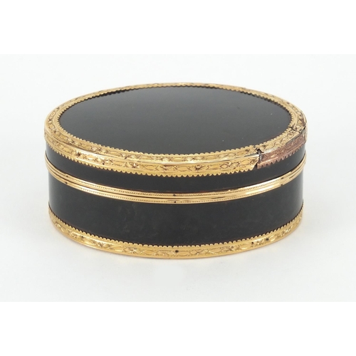 13 - 18th century French oval tortoiseshell snuff box with gold mounts, indistinct marks to the inside ri... 