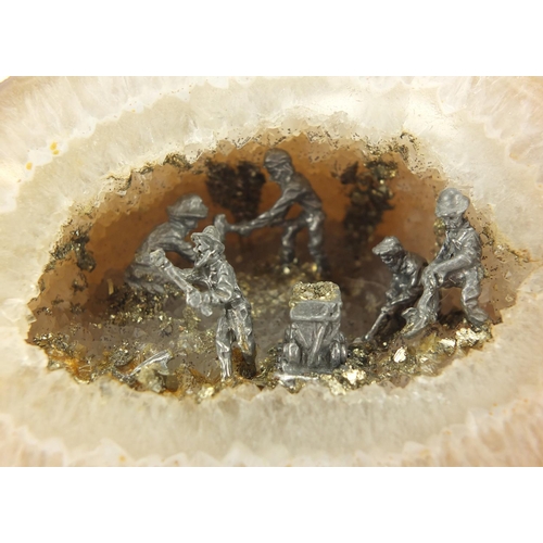 2095 - Rock crystal diorama depicting workers, 10cm H x 14.5cm W x 12.5cm D