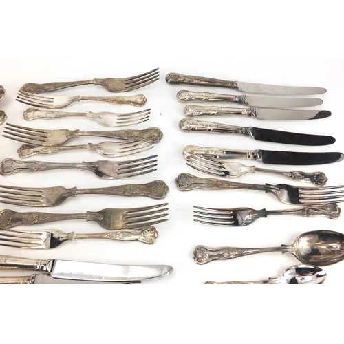 184 - Group of Sheffield silver plated cutlery