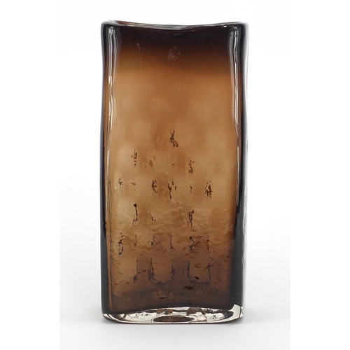 937 - Whitefriars cinnamon basket weave glass vase designed by Geoffrey Baxter, 26.5cm high