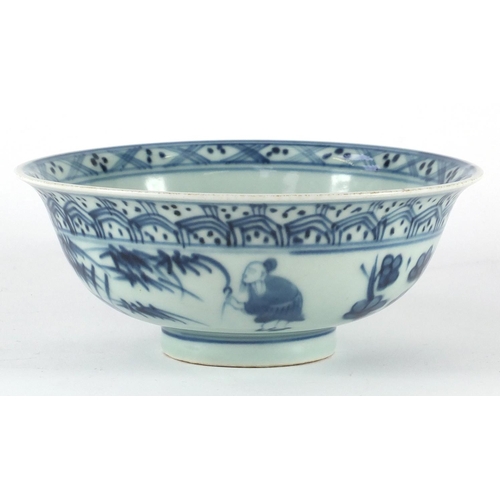 604 - Chinese blue and white porcelain bowl, hand painted with three friends, 16cm in diameter