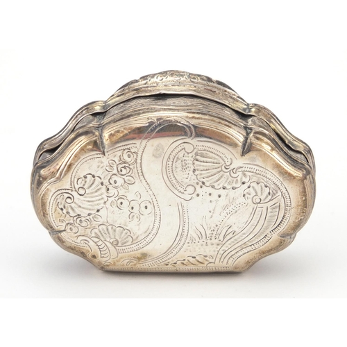 38 - 18th century continental silver snuff box with gilt interior, cast with a mother and children, indis... 