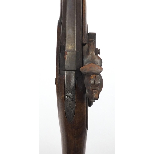 581 - 19th century flint lock rifle, the barrel with impressed proof marks, 126cm in length