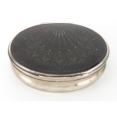 20 - 18th century oval silver and tortoiseshell snuff box with gilt interior, the hinged tortoiseshell pi... 