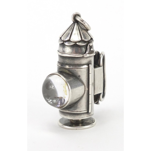 11 - S Mordan & Co silver propelling pencil in the form of a lantern, with lozenge mark, No 64, 5.5cm hig... 