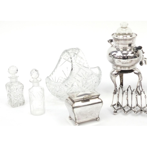 669 - Glassware and silver plate including concertina toast rack and decanter