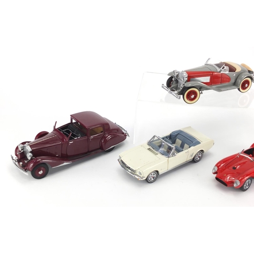 2350 - Five Danbury Mint die cast vehicles, 1935 Duesenberg SSJ, Ferrari 250 Testa Rossa, 1938 Rolls Royce ... 