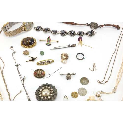 328 - Costume jewellery, simulated pearl necklaces, brooches, earrings and bracelets