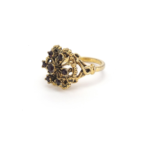 317 - Gilt metal garnet ring, size L