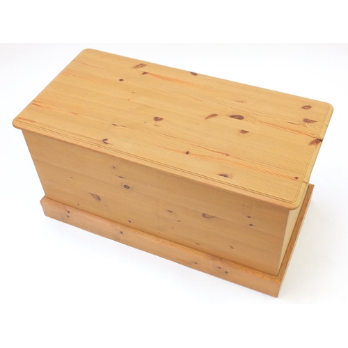 56 - Pine blanket box, 48cm H x 95cm W x 48cm D