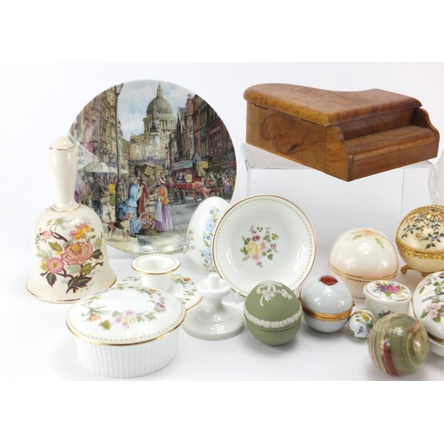 614 - Collectable china, Wedgwood trinkets and polished stone eggs