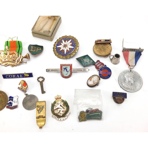 450 - Objects including commemorative medallions and enamelled badges