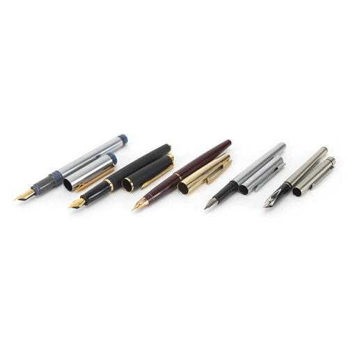 472 - Fountain pens and propelling pencils including Waterman's, Cross and Sheaffer, one with 14k gold nib