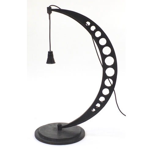 2042 - Industrial design black painted wrought iron lamp, 80cm high