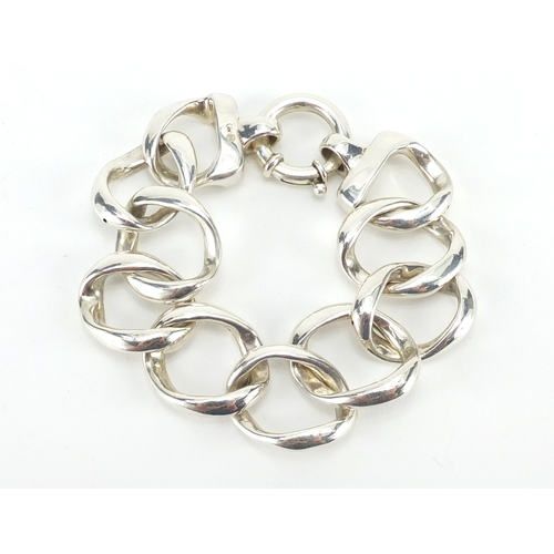 282 - Large silver bracelet, 21cm in length, approximate weight 22.2g