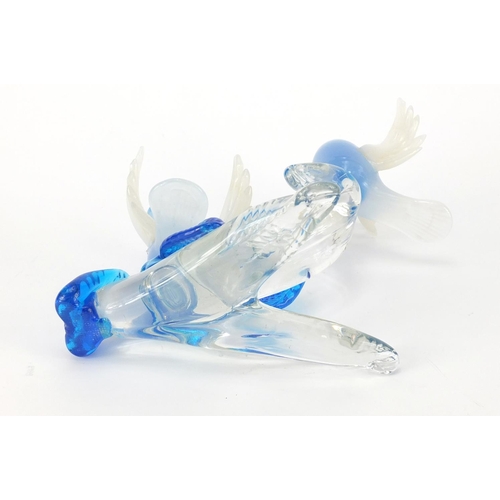 500 - Murano blue and white glass bird group with gold flecking, 20cm high