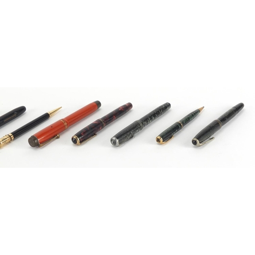 2 - Ten vintage Parker fountain pens and propelling pencils including orange flat top Duofold and Vacuma... 