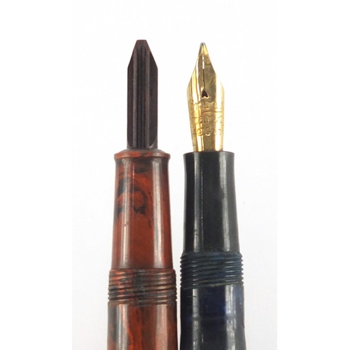 1 - Ten vintage fountain pens and propelling pencils including brown ripple Conway Stewart fountain pen ... 