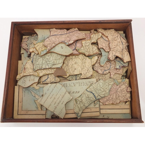 650 - 19th century Wallis's dissected wooden jigsaw puzzle of England with pine box