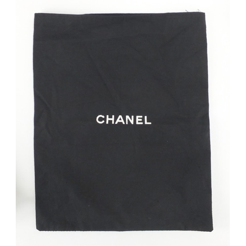 2108 - Chanel Matelassé chain clutch shoulder bag, France serial number 5881444, with dust bag, 19.5cm wide