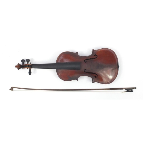 132 - Old wooden violin with scrolled neck, bearing a De Giovanni Paolo Grancinero label, with bow and pro... 