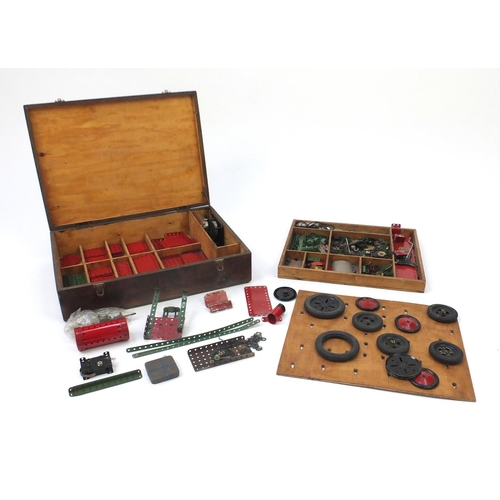 664 - Vintage Meccano construction set with fitted wooden case, 51cm wide