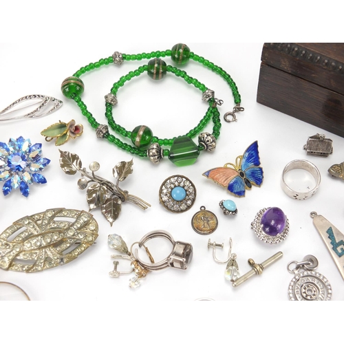 2735 - Antique and later jewellery including Victorian brooches, silver bracelet, an Essex crystal fox head... 